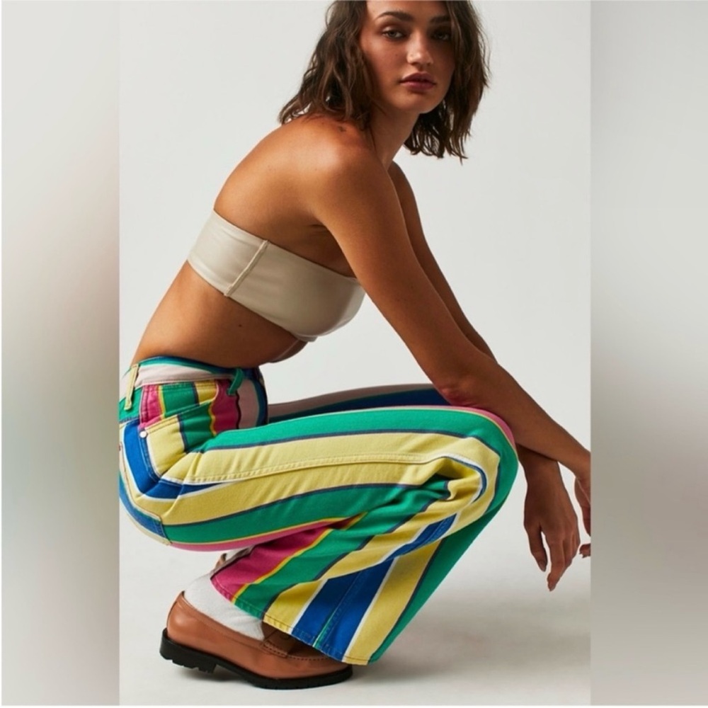 WRANGLER X FREE PEOPLE EXCLUSIVE WANDERER 622 HIGH RISE FLARES RAINBOW‎ STRIPE - Picture 4 of 15